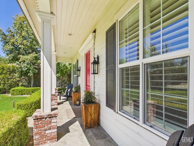 12800 Eversham Drive, Bakersfield, CA 93311