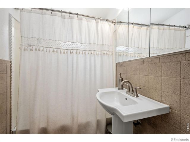 532 E 11th Street, Loveland, CO 80537
