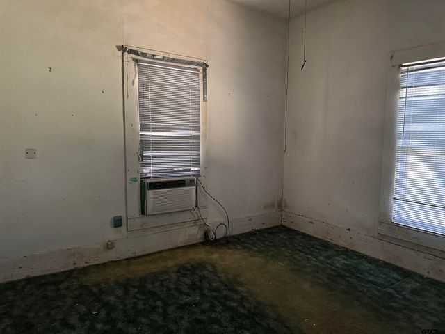 303 Keith St, Mt Vernon, TX 75457