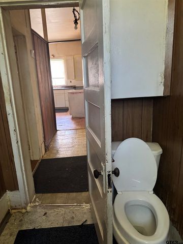 303 Keith St, Mt Vernon, TX 75457