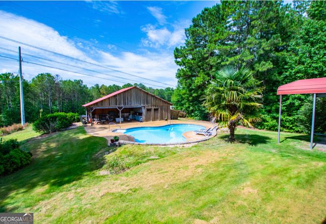 155 Cavender Creek Road, Carrollton, GA 30116