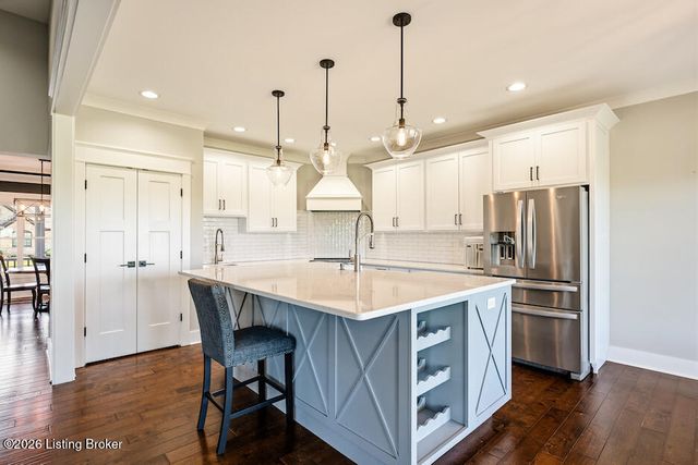 1065 Champions Cir, Simpsonville, KY 40067