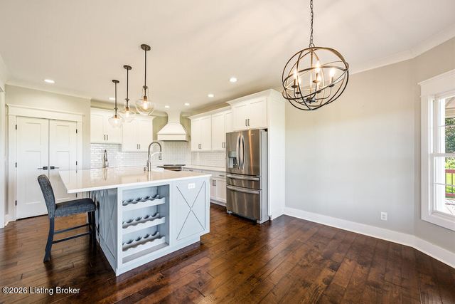 1065 Champions Cir, Simpsonville, KY 40067