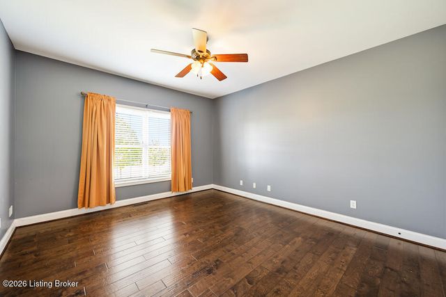 1065 Champions Cir, Simpsonville, KY 40067