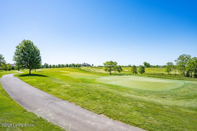 1065 Champions Cir, Simpsonville, KY 40067