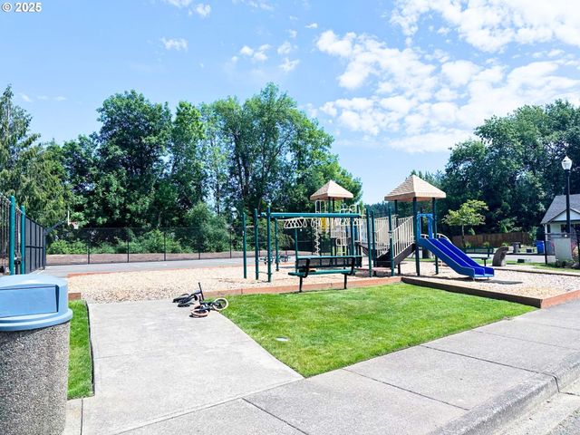 1313 Ne 17TH Ave, Battle Ground, WA 98604