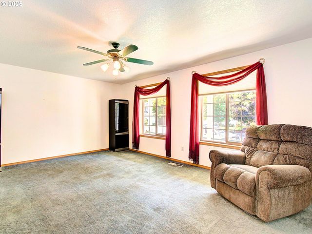 1313 Ne 17TH Ave, Battle Ground, WA 98604