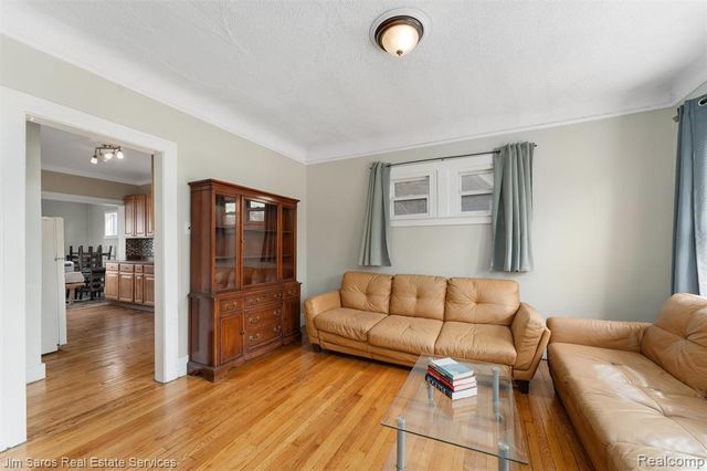 4836 Kensington Avenue, Detroit, MI 48224