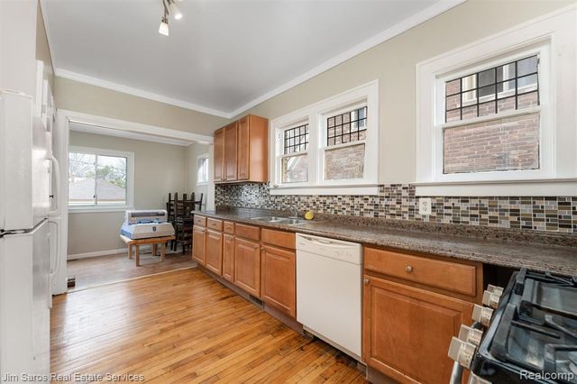 4836 Kensington Avenue, Detroit, MI 48224