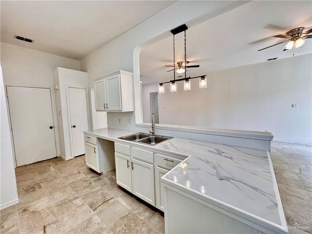 617 Short Line Avenue, Edinburg, TX 78539