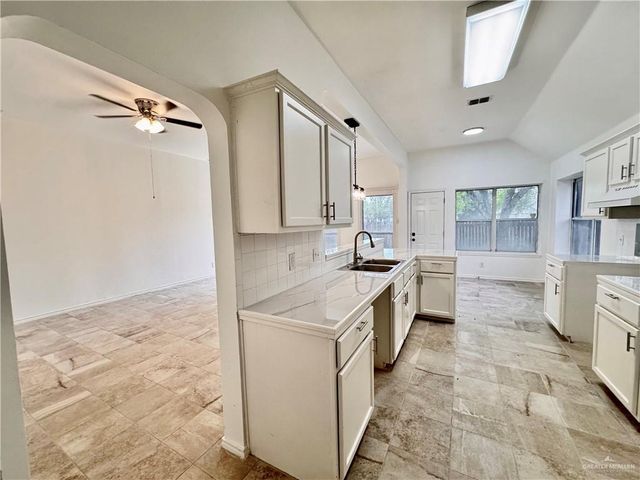 617 Short Line Avenue, Edinburg, TX 78539