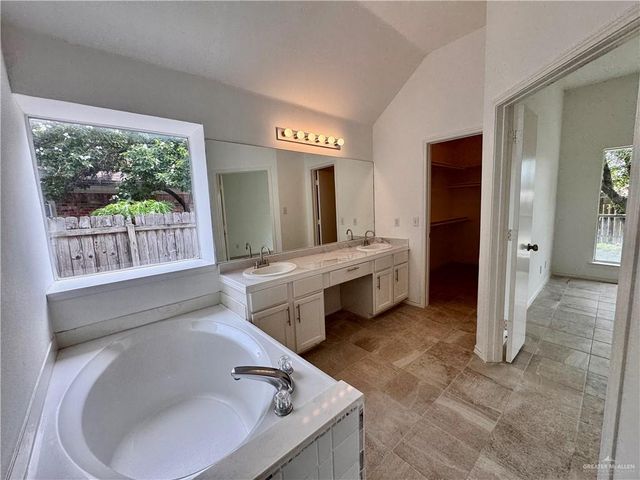 617 Short Line Avenue, Edinburg, TX 78539
