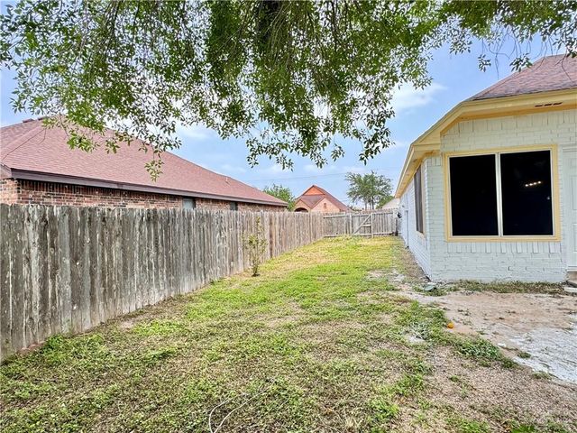 617 Short Line Avenue, Edinburg, TX 78539