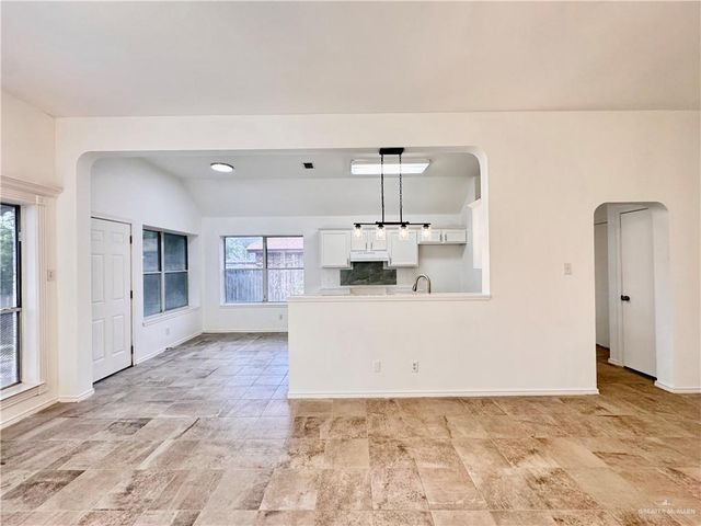 617 Short Line Avenue, Edinburg, TX 78539