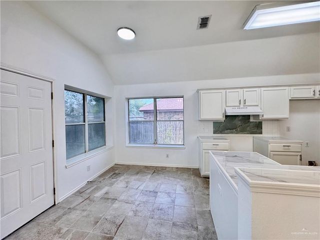 617 Short Line Avenue, Edinburg, TX 78539