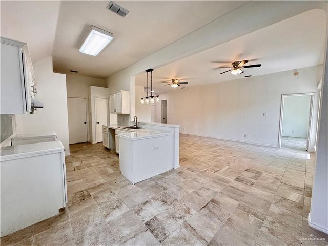 617 Short Line Avenue, Edinburg, TX 78539