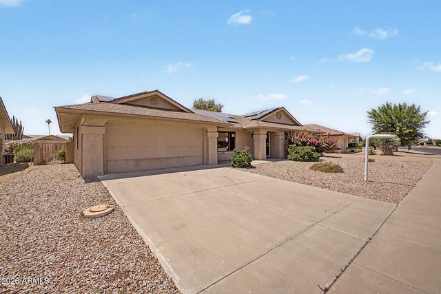 18006 N 136TH Drive, Sun City West, AZ 85375