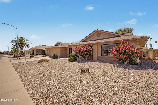 18006 N 136TH Drive, Sun City West, AZ 85375
