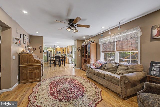 46 HOPKINS RD, New Egypt, NJ 08533
