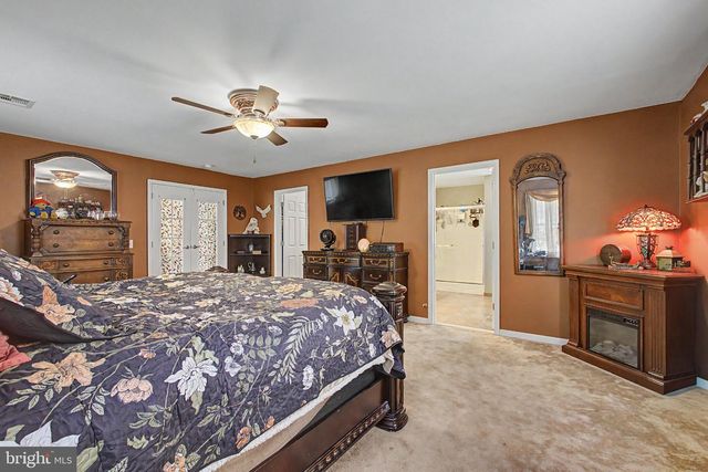 46 HOPKINS RD, New Egypt, NJ 08533