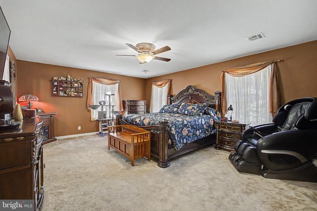 46 HOPKINS RD, New Egypt, NJ 08533
