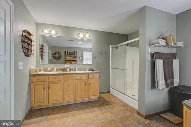 46 HOPKINS RD, New Egypt, NJ 08533