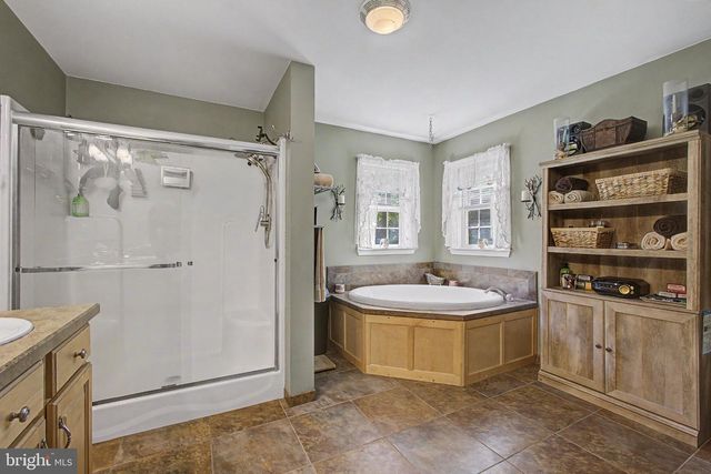 46 HOPKINS RD, New Egypt, NJ 08533