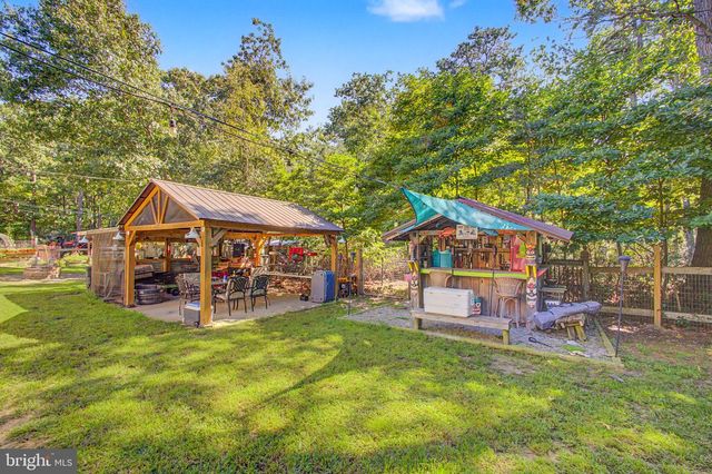 46 HOPKINS RD, New Egypt, NJ 08533