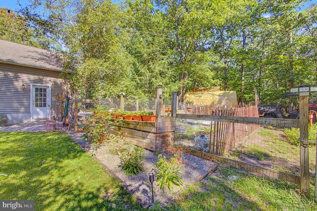 46 HOPKINS RD, New Egypt, NJ 08533