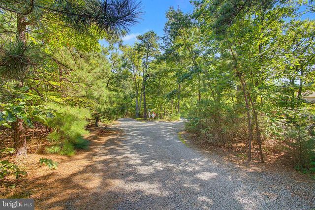 46 HOPKINS RD, New Egypt, NJ 08533