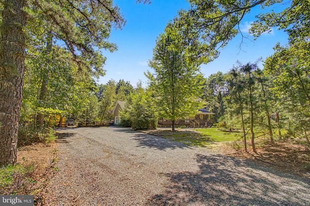 46 HOPKINS RD, New Egypt, NJ 08533