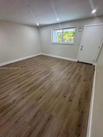 6805 SW 88th St 5, Pinecrest, FL 33156