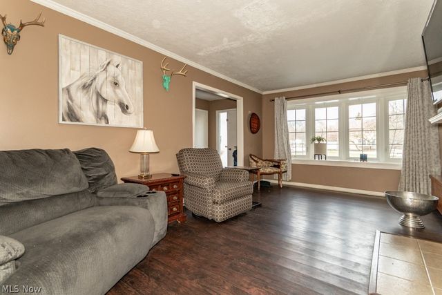 10 Meadowlawn Drive 13, Mentor, OH 44060