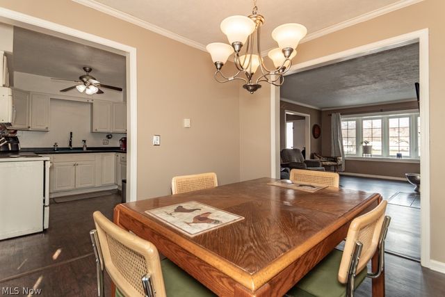 10 Meadowlawn Drive 13, Mentor, OH 44060