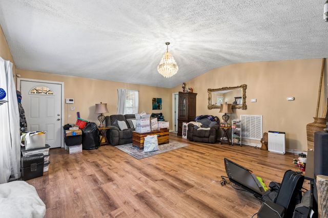 114 28th St, Old Hickory, TN 37138