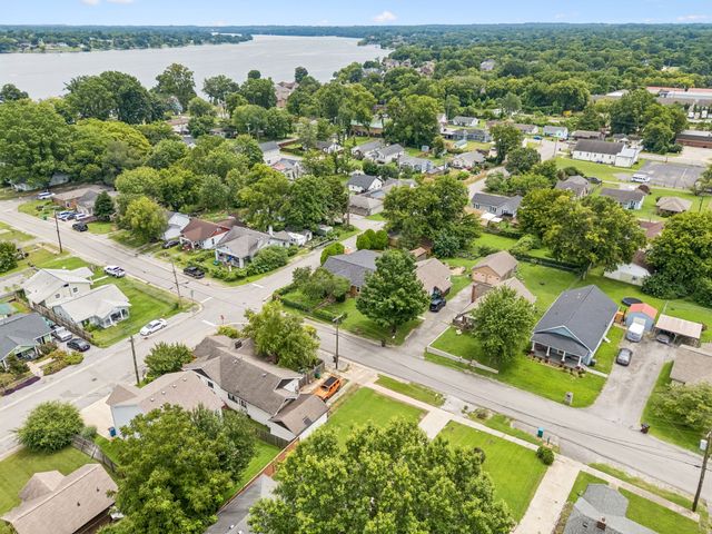 114 28th St, Old Hickory, TN 37138