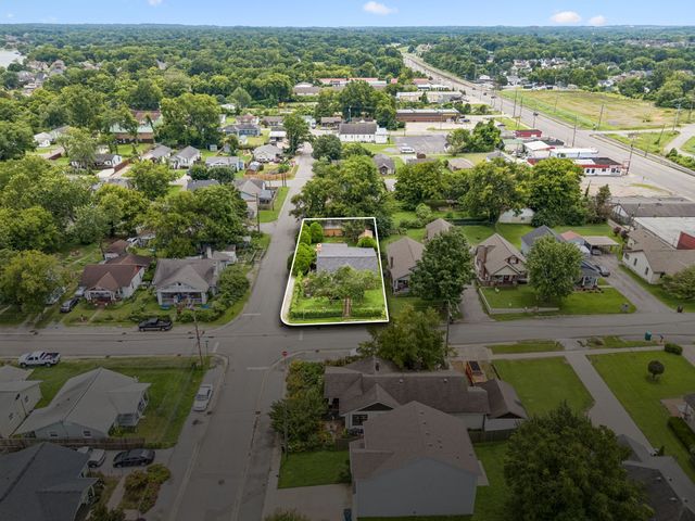 114 28th St, Old Hickory, TN 37138