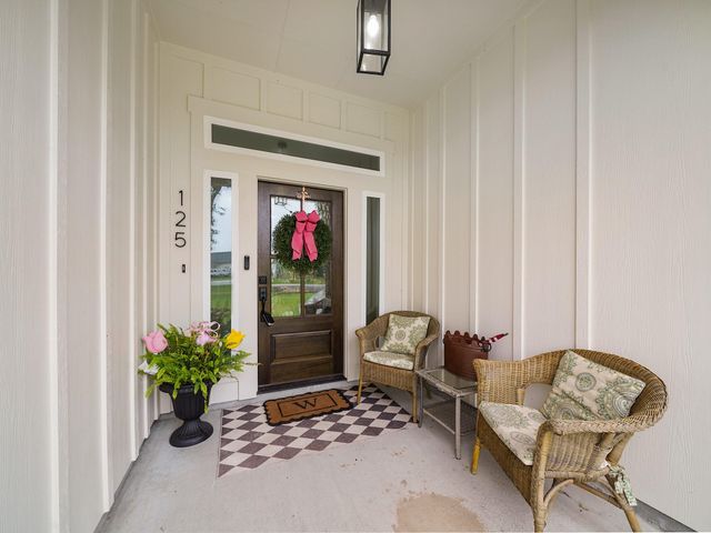 125 Ellis Lane, West Columbia, TX 77486
