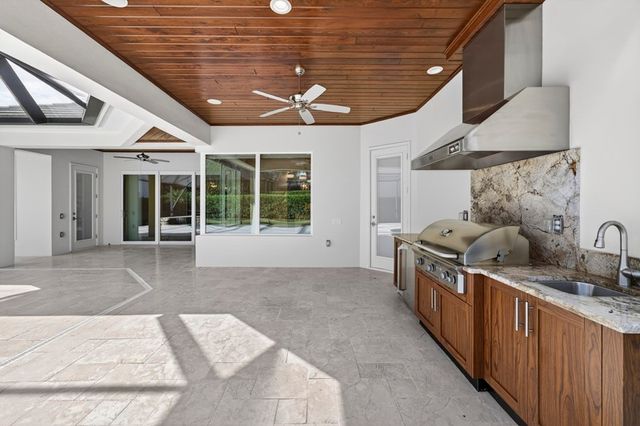 1102 Baywood Drive, Vero Beach, FL 32963