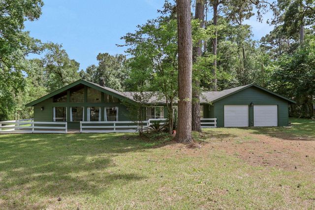 32 Gov Culberson Circle, Point Blank, TX 77364
