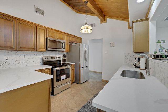 32 Gov Culberson Circle, Point Blank, TX 77364