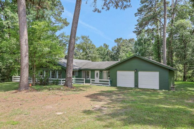 32 Gov Culberson Circle, Point Blank, TX 77364