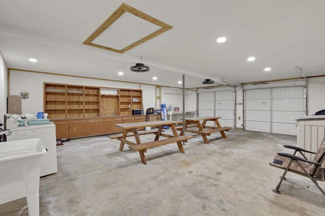 32 Gov Culberson Circle, Point Blank, TX 77364