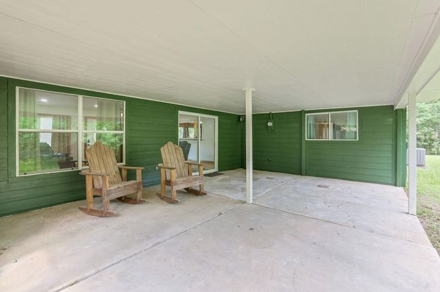 32 Gov Culberson Circle, Point Blank, TX 77364