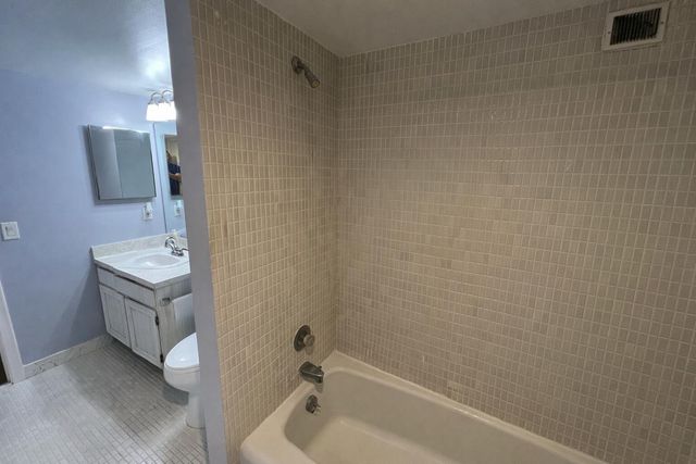 1 Royal Palm Way 3050, Boca Raton, FL 33432