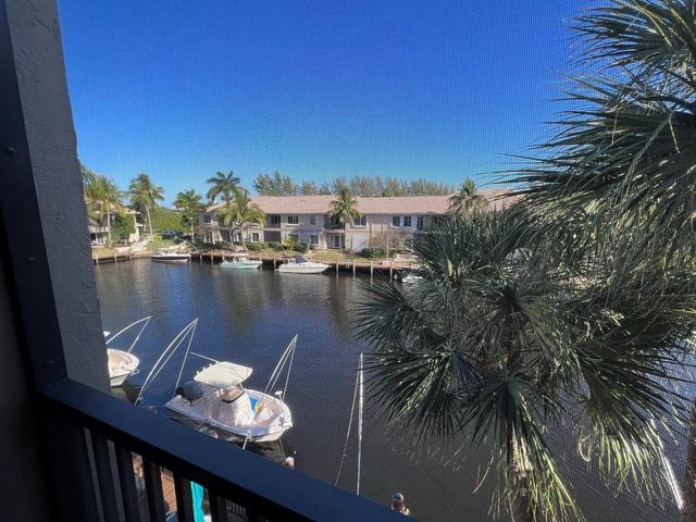 1 Royal Palm Way 3050, Boca Raton, FL 33432