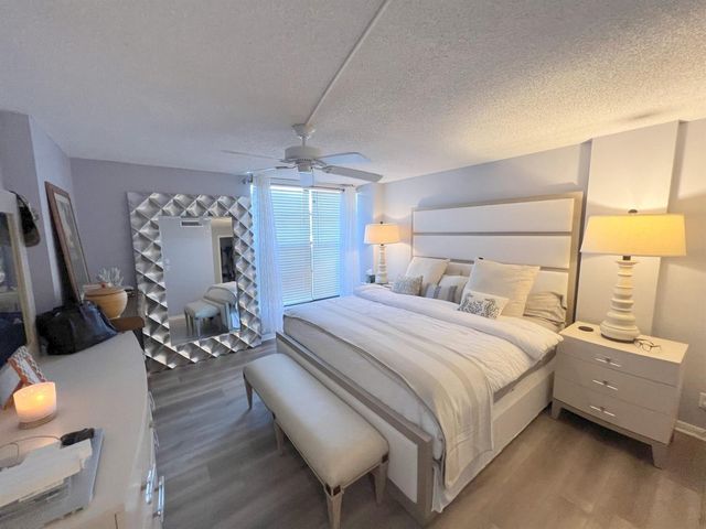 1 Royal Palm Way 3050, Boca Raton, FL 33432