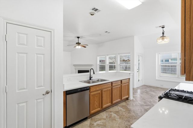 5904 Meadowglen Drive, Denton, TX 76226