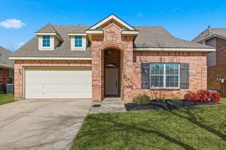 5904 Meadowglen Drive, Denton, TX 76226