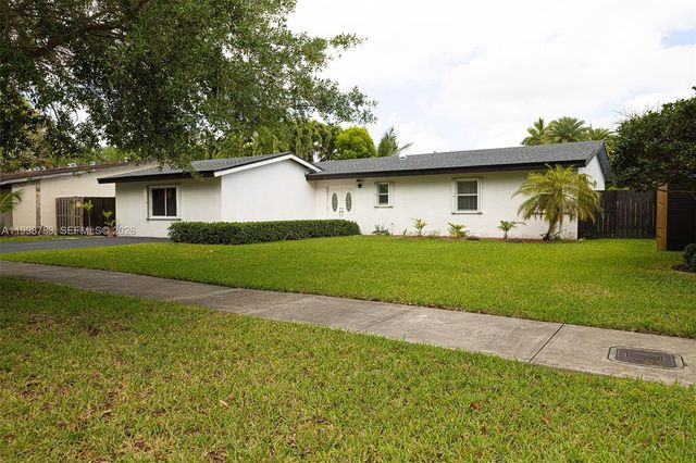 10241 SW 128th Ave, Miami, FL 33186